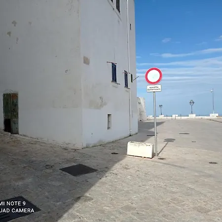 Tatil Evi Nella Roccia Ostuni