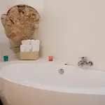 Nella Roccia * Ostuni