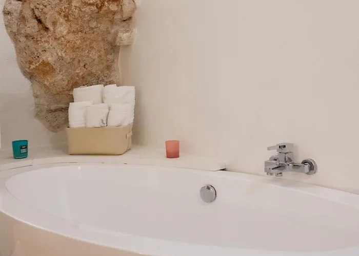 Nella Roccia * Ostuni